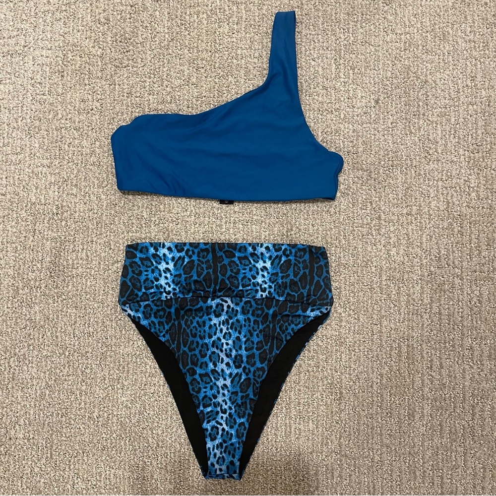 Beach riot bikini